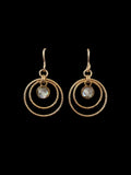 Double Hoops Earrings - Mother of Pearl